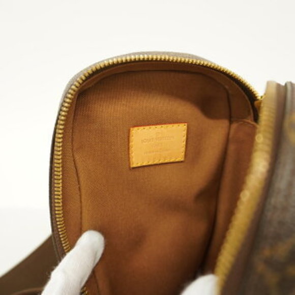 Louis Vuitton Monogram Pochette Gange Body Bag - Picture 5 of 11